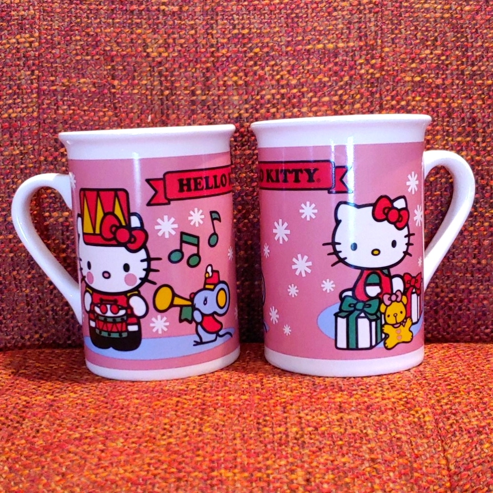 ✨2/$20✨ hello kitty christmas coffee mugs set of 2